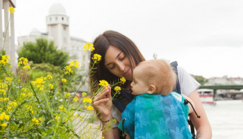 Buzzidil Babysize Anleitung: So stellst du deine Trage richtig ein (+ Video)